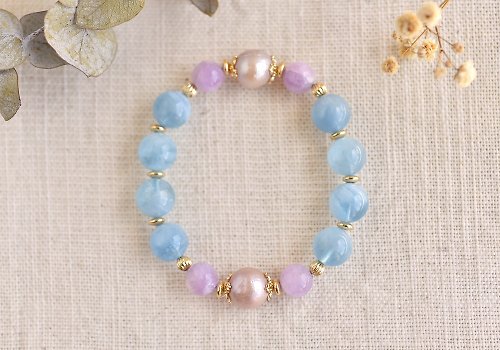 CaWaiiDaisy Handmade Jewelry 雲朵海藍寶+紫鋰輝+巴洛克珍珠鍍金水晶手鍊