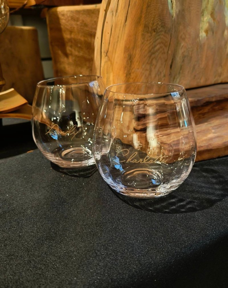 Customized engraved pair of stemless red wine glasses and whiskey glasses with wooden box for industrial and commercial gifts birthday gifts - แก้ว - แก้ว สีใส