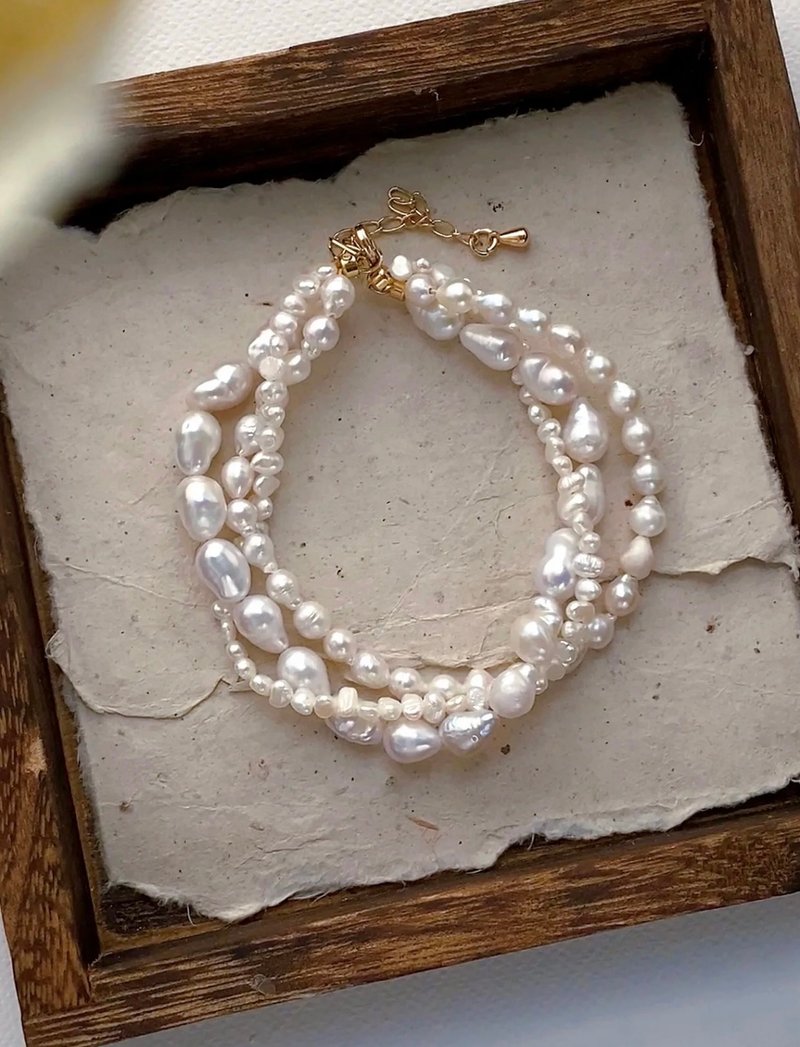 YuanPearl natural baroque three-layer stacked pearl bracelet - สร้อยข้อมือ - ไข่มุก 