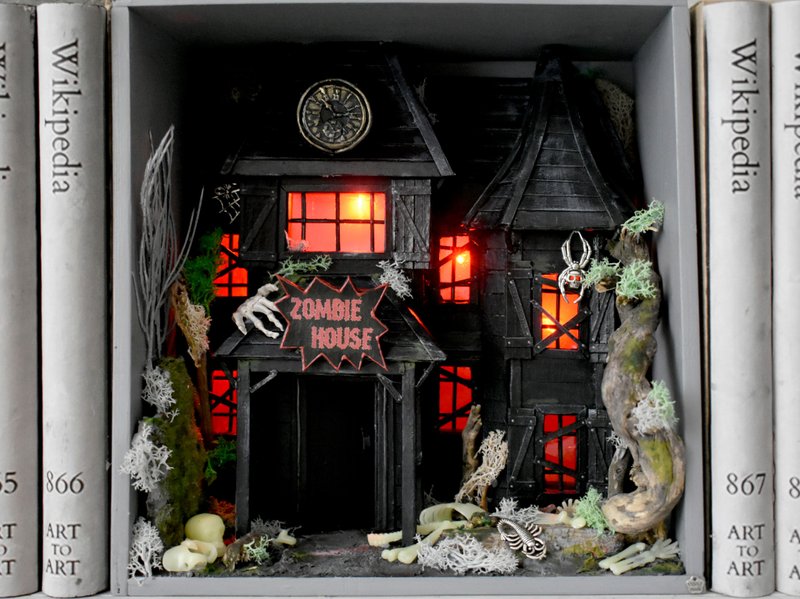 Book Nook ZOMBIE HOUSE, inserting between books, night light in the room - Lighting - Wood Gray