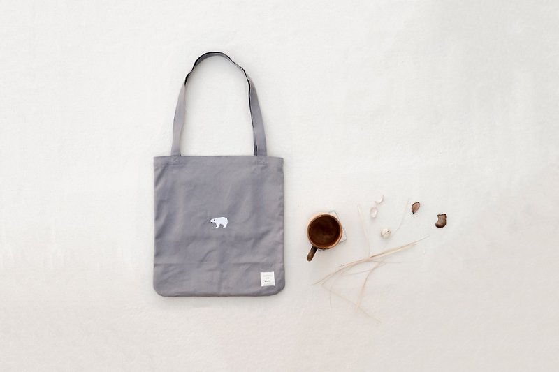 (Christmas Limited Edition) Embroidered Polar Bear Ice House Canvas Tote - Grey - กระเป๋าถือ - ผ้าฝ้าย/ผ้าลินิน สีเทา