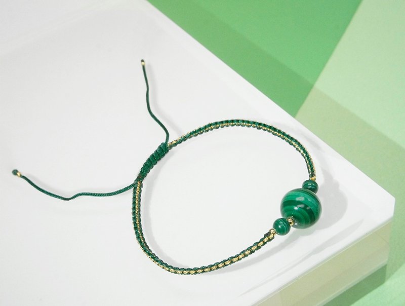Edith & Jaz • Malachite with Green Cord Bracelet - สร้อยข้อมือ - เครื่องเพชรพลอย สีเขียว