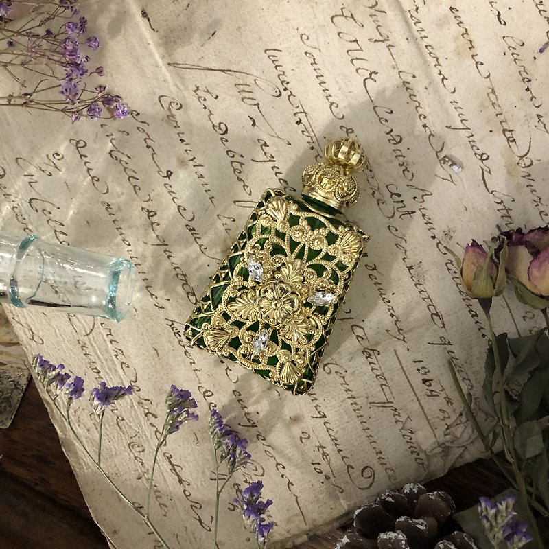Czech handmade green glass gold plated tin wire filigree perfume bottle - Other - Glass Pink