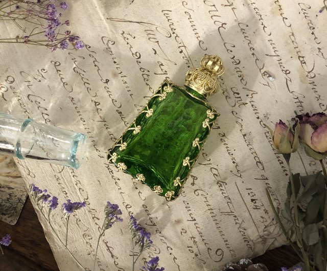 チェコの手作りグリーンガラス金メッキ錫ワイヤー細線細工香水瓶