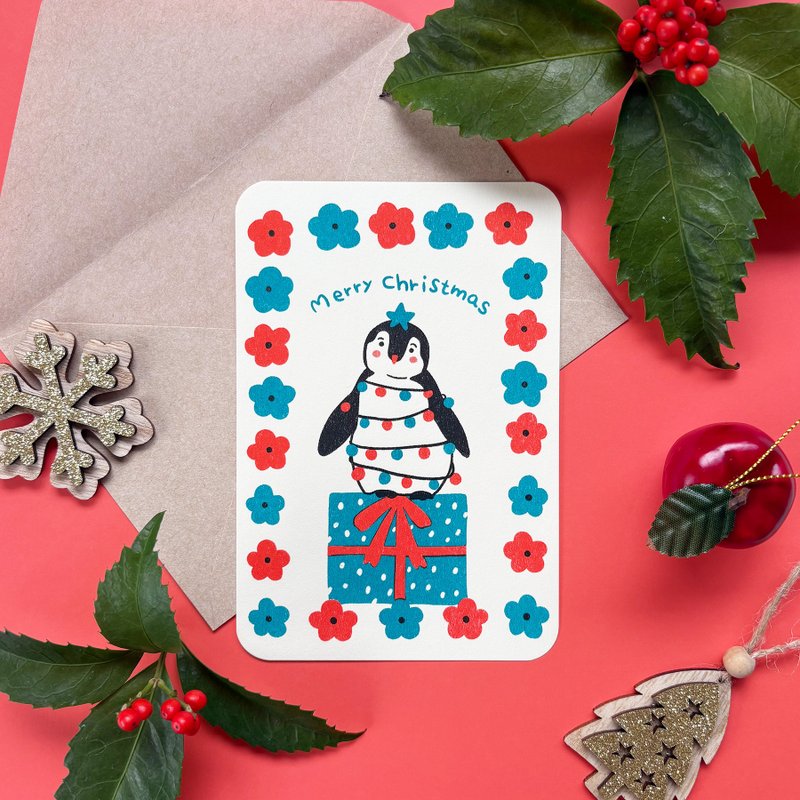 Penguin Christmas Card with Envelope Set - Cute Holiday Greeting for Cozy Vibes - การ์ด/โปสการ์ด - กระดาษ หลากหลายสี