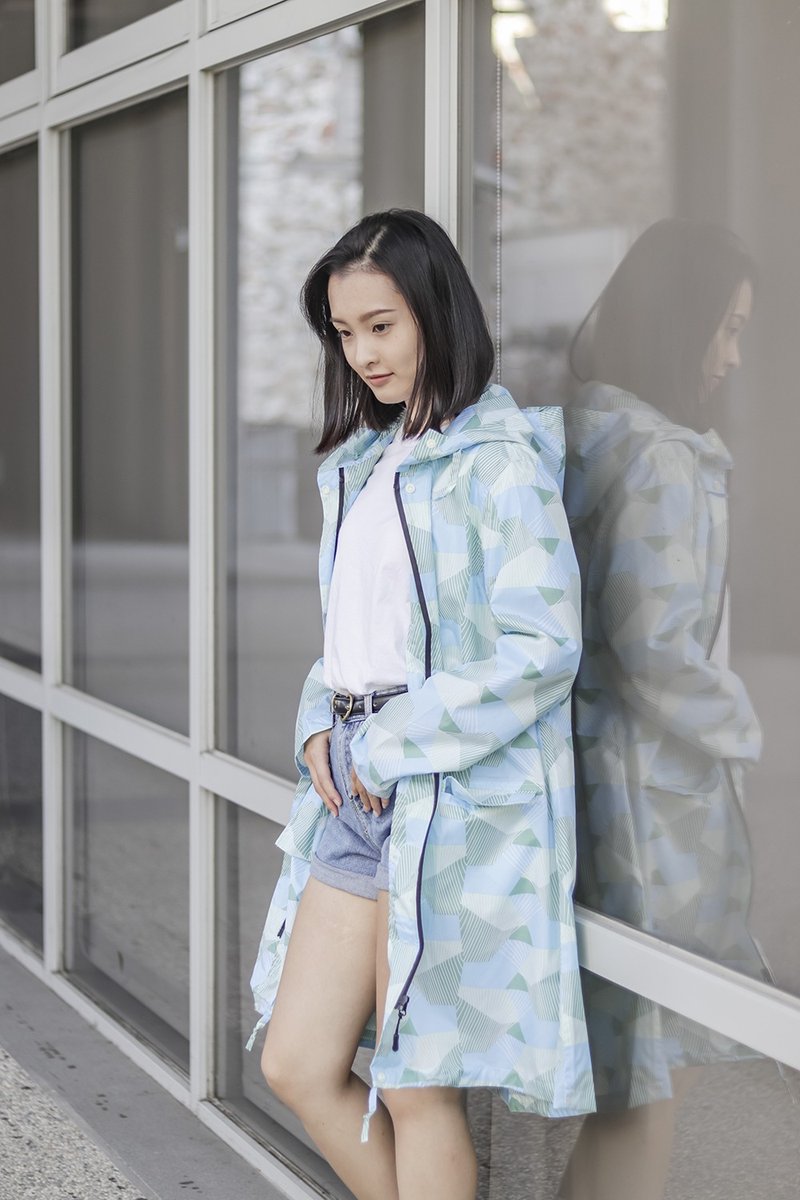 Unni夢幻方塊防水風衣 雨衣 raincoat 雨風衣 防風 防撥水 外套 - 女大衣/外套 - 防水材質 白色