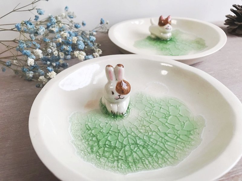 Table scenery 1 + 1 Bunny and Keji jewelry dish - Other - Pottery Green