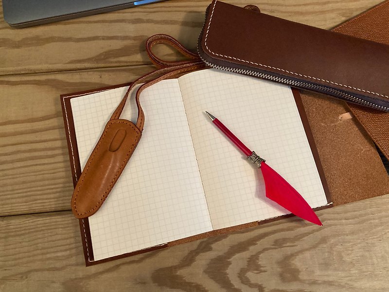 Wenqing Leather Quill Pen Holder, Lightweight and Stylish Stationery - กล่องดินสอ/ถุงดินสอ - หนังแท้ สีนำ้ตาล