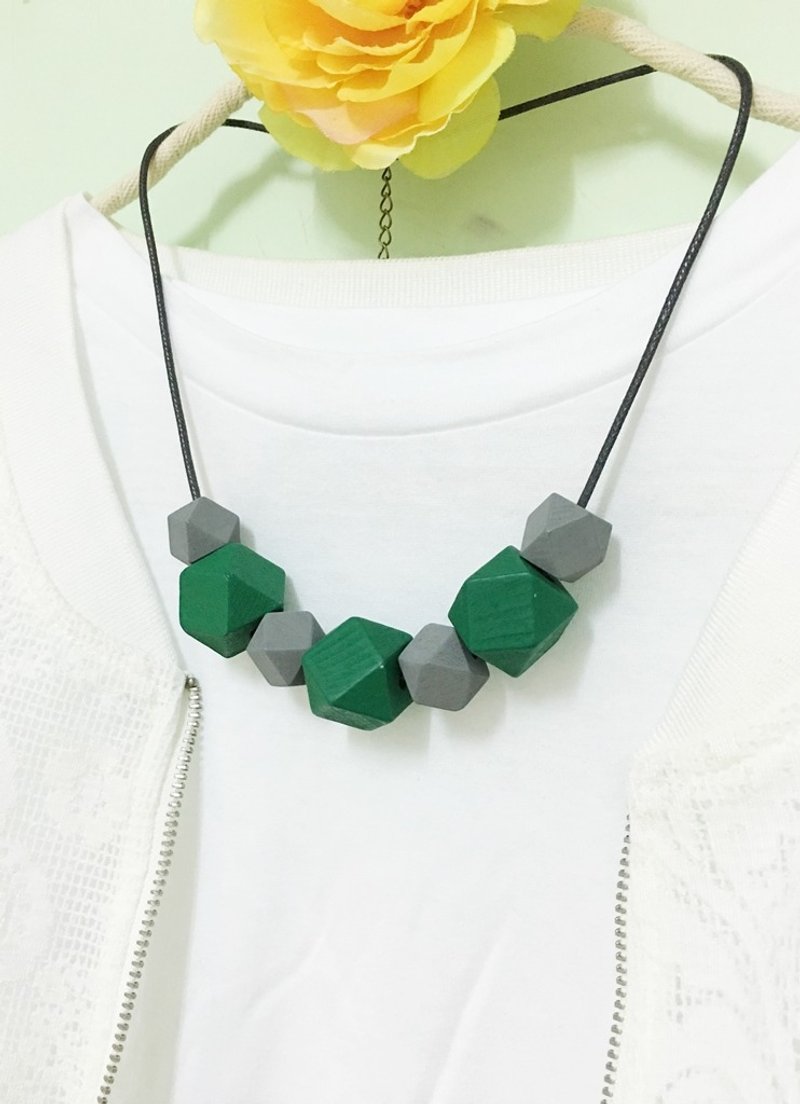 灰色 綠色 木珠 頸鏈 Grey & Green Wood Beads Necklace (N1604) - 頸鏈 - 其他材質 綠色