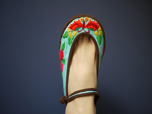 素果 超淺口手工繡花鞋千層底布鞋 日本布製作 蝴蝶飛