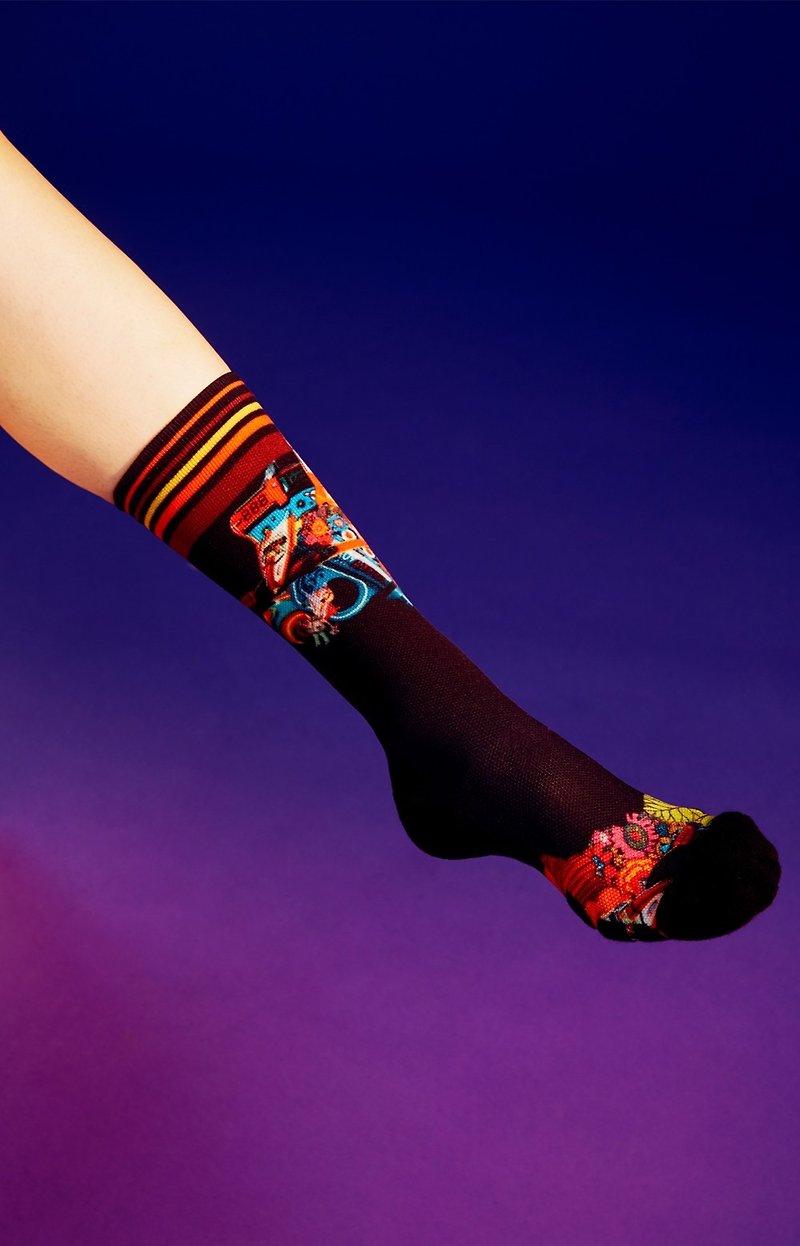 LIFEBEAT x SABRINA HSIEH printed sports socks - ถุงเท้า - เส้นใยสังเคราะห์ สีดำ