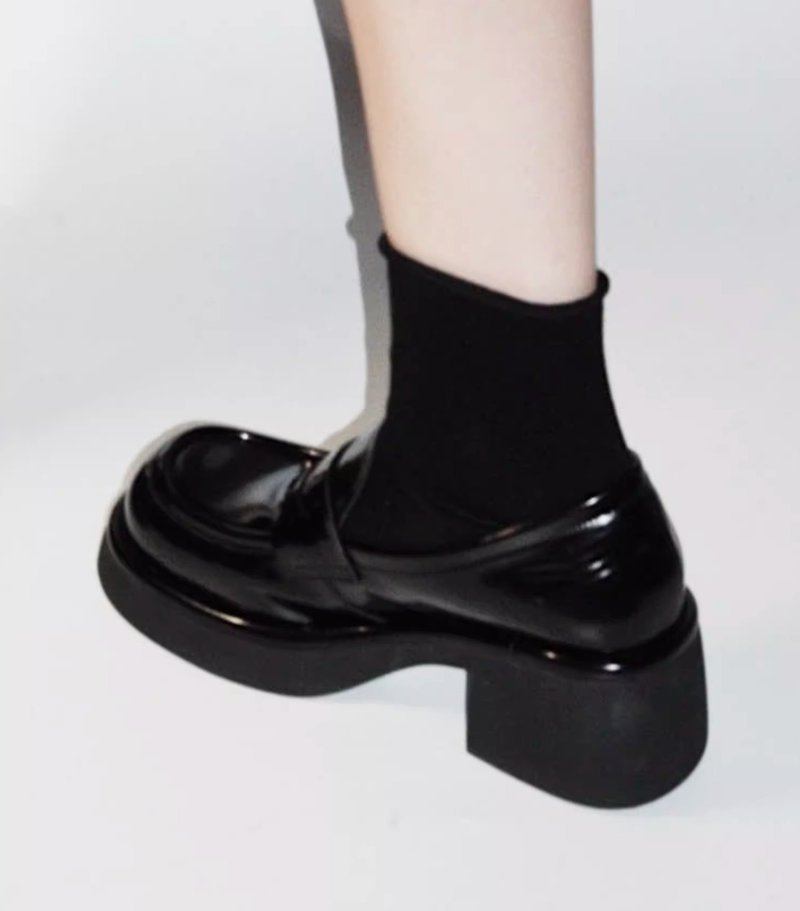 Cute Round Toe Thick Sole Soft Bright Leather Classic Preppy Shock Absorbing Loafers Black/Beige/Chocolate - รองเท้าหนังผู้หญิง - หนังแท้ สีดำ