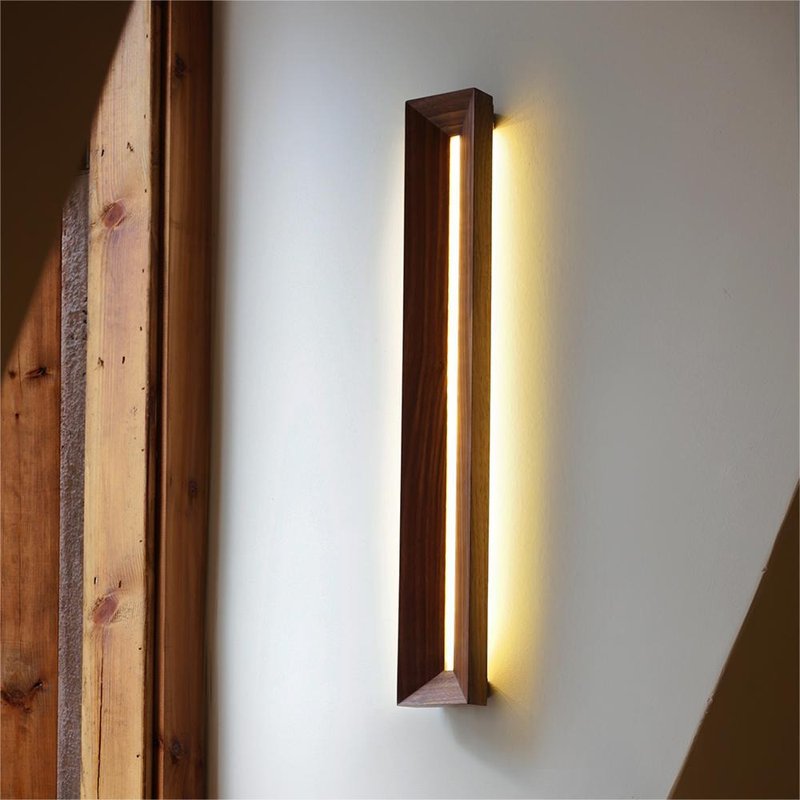 Black walnut solid wood wall lamp design - โคมไฟ - ไม้ สีนำ้ตาล