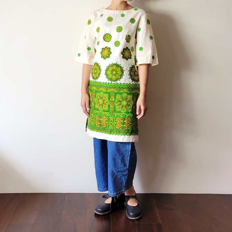 BajuTua /古著/ 70's 夏威夷製 幾何漸變印花連身裙 - 洋裝/連身裙 - 棉．麻 綠色