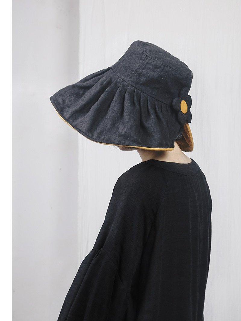 - Oversized brim linen hat, reversible sun hat, foldable sun hat - หมวก - ลินิน สีดำ
