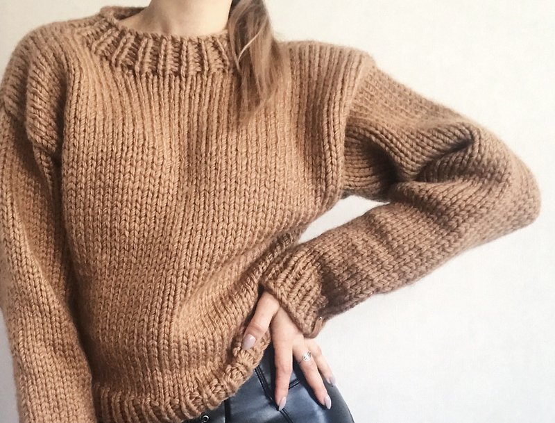 Chunky knit crop sweater Handknit cozy sweater Oversized - Women's Sweaters - Wool Brown