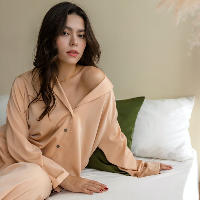 Matte design and smooth long-sleeved suit - Athena Pink Skin (embroidery service can be purchased as an add-on) - Loungewear & Sleepwear - Other Man-Made Fibers Pink