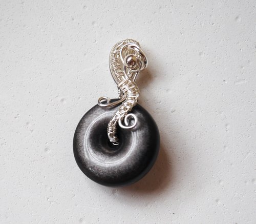 GoodSoJewelry 銀曜石吊咀頸鏈