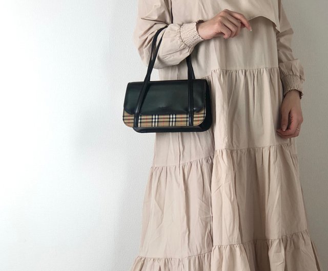 日本直送 名牌中古包 】BURBERRY バーバリー ノバチェック ハンドバッグ ブラック ロゴ レザー vintage ヴィンテージ aividn  - ショップ VintageShop solo トートバッグ・ハンドバッグ - Pinkoi