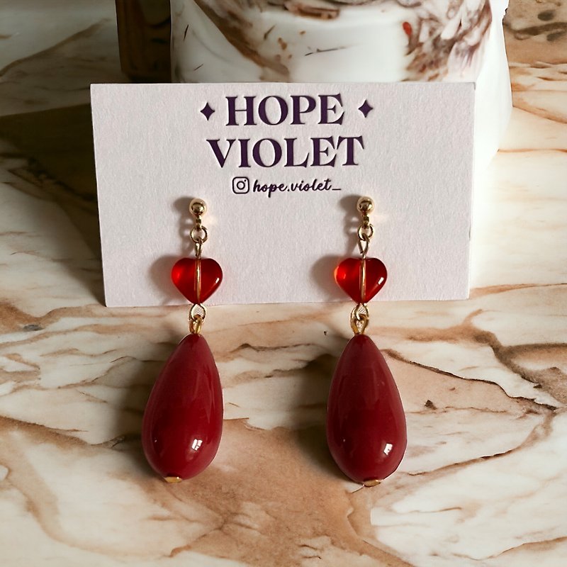 優雅紅心耳環- Elegant Red Hearts - 耳環/耳夾 - 其他材質 紅色