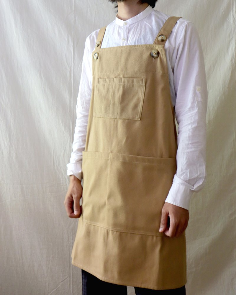 Ayuno round button multi-pocket apron Khaki - ผ้ากันเปื้อน - ผ้าฝ้าย/ผ้าลินิน สีกากี