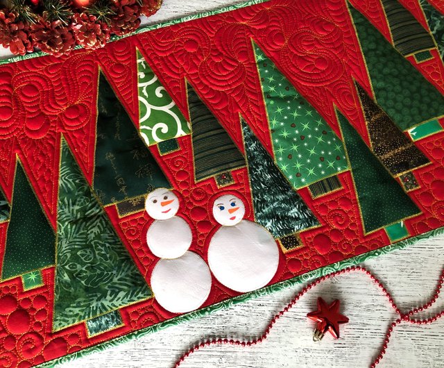 Christmas Tree hotsell Design – QUILTED TABLE RUNNER – Christmas Colors