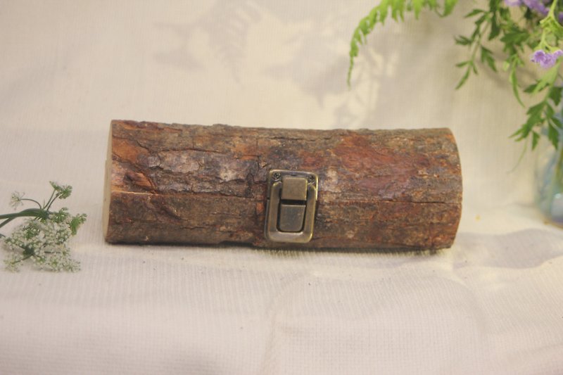 Log box :  | Xī Shù | tree branch storage box - Storage - Wood Brown