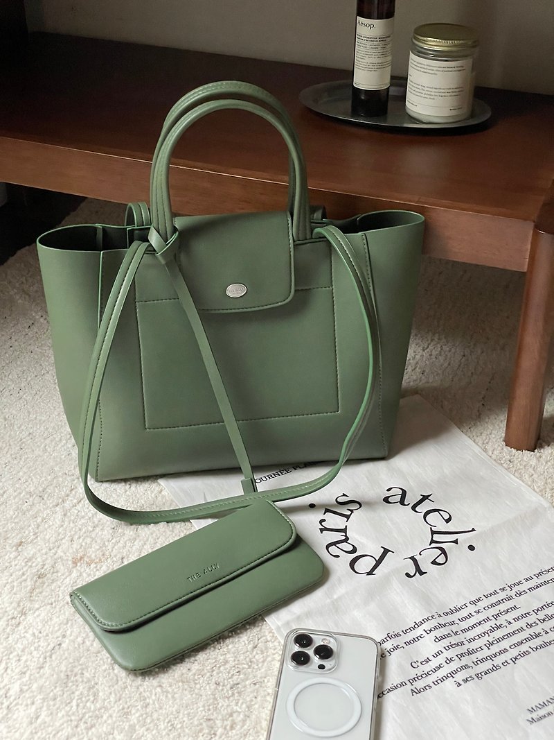 Korea The Ally | Elnoy bag 엘로이백| Korean style shoulder handbag (including small bag) - กระเป๋าแมสเซนเจอร์ - หนังเทียม สีเขียว