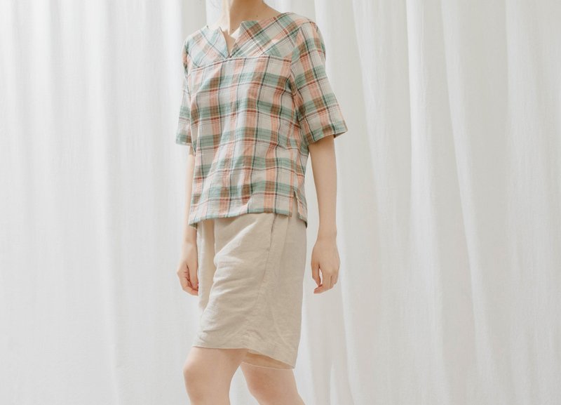 英倫少女 格紋休閒親膚棉質小衫 - 女上衣/長袖上衣 - 棉．麻 多色