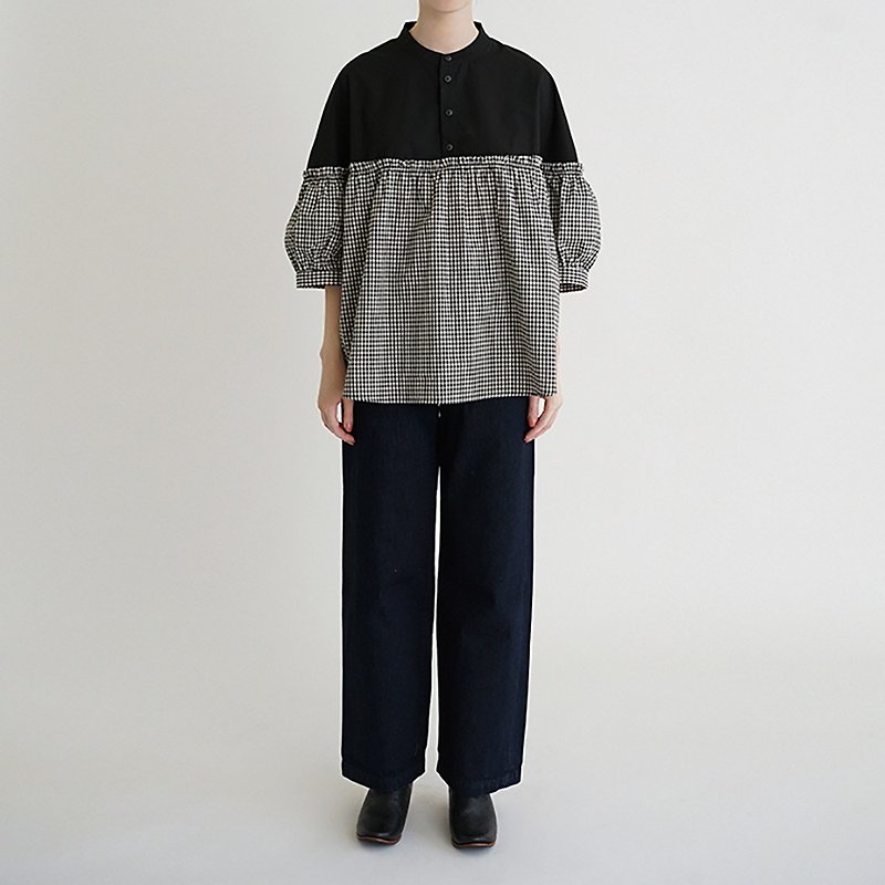 【PINKOI ONLY】Seersucker Blouse - Women's Shirts - Cotton & Hemp Black