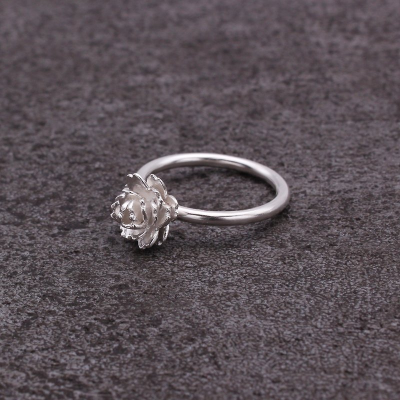 Cherry blossom sterling silver ring - แหวนทั่วไป - เงินแท้ สีเงิน