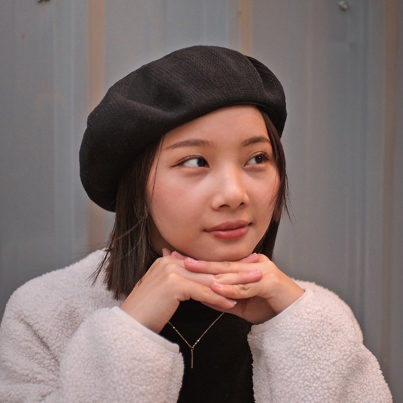 【Knockout】Retro knitted beret berets Taiwan-made beret own version - หมวก - ผ้าฝ้าย/ผ้าลินิน สีดำ