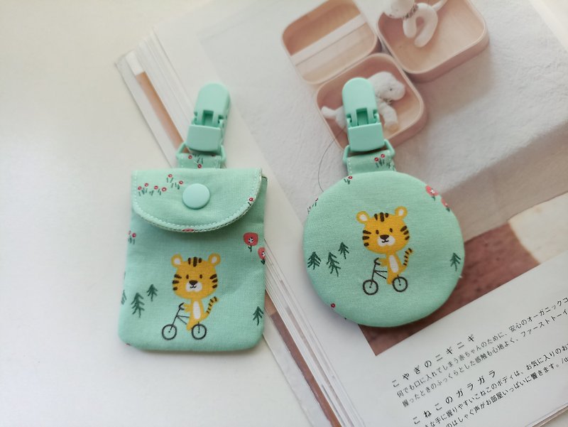 [Shipping within 5 days] Little Tiger Peace Talisman Bag Full Moon Gift Peace Talisman Bag Incense Bag Flat - Bibs - Cotton & Hemp 