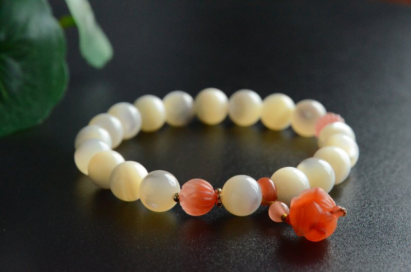 [Bright] Carefully selected natural fish bone bead bracelet, deep sea pearl mother-of-pearl, Baoshan South Red Lotus - Bracelets - Semi-Precious Stones 