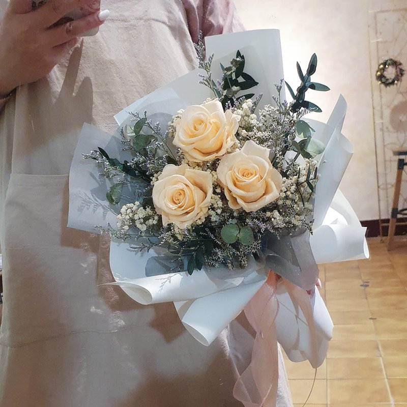 永生玫瑰花束 蜜橙香檳 可客製玫瑰數量 快速出貨 - 乾燥花/永生花 - 植物．花 紅色