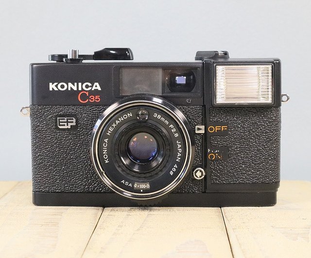 完動品】オールドフィルムカメラ コニカ KONICA C35 EF S/N664005 p066 - ショップ mi-na カメラ・チェキ -  Pinkoi