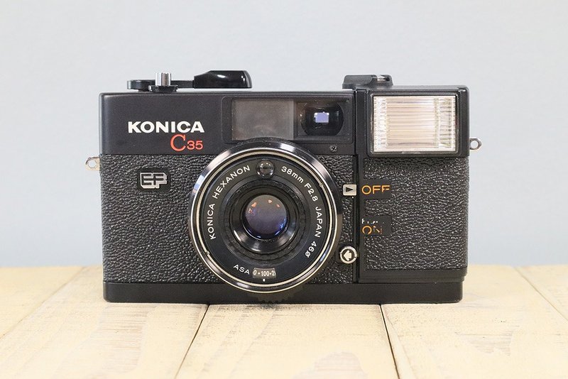 [Perfectly functional] Old film camera Konica KONICA C35 EF S/N896655 p076 - Cameras - Other Metals Black