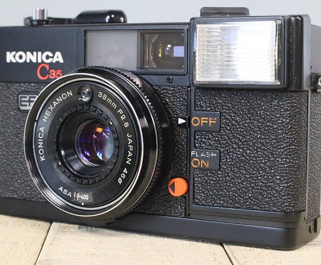 完動品】【Flash OK 】【美品】オールドフィルムカメラ コニカ