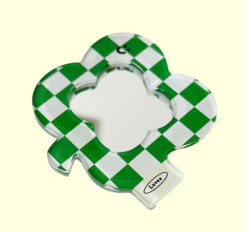 Four-leaf clover checkerboard mirror magsafe transparent case - Phone Accessories - Other Materials Green