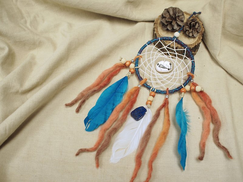 handmade Dreamcatcher ~ Valentine's Day gift birthday present Christmas gifts Indian. - ของวางตกแต่ง - วัสดุอื่นๆ สีน้ำเงิน