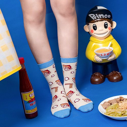 HUAER Design Socks 【香噴噴王子麵】王子麵聯名中筒襪 / Z0025