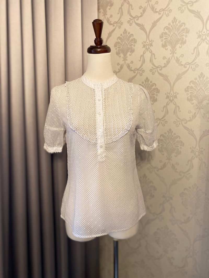 European style lace dots sheer short-sleeved vintage top - เสื้อผู้หญิง - เส้นใยสังเคราะห์ ขาว