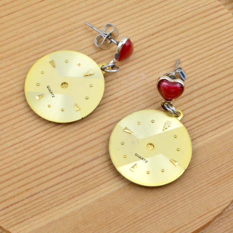 金色配水鑽古董錶面耳環  Golden Vintage Dial Earrings - 耳環/耳夾/耳骨夾 - 其他金屬 金色