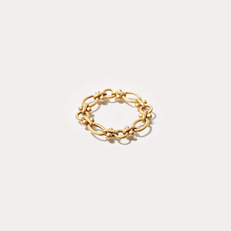 Handmade Minimalist Brass O-Chain Ring | Customizable Ring Size. - แหวนทั่วไป - ทองแดงทองเหลือง สีทอง