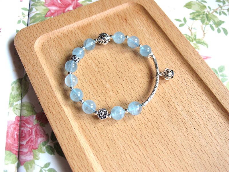 Seawater Sapphire x 925 Silver [Flying Wind] - Handmade Natural Stone Series - Bracelets - Crystal Blue
