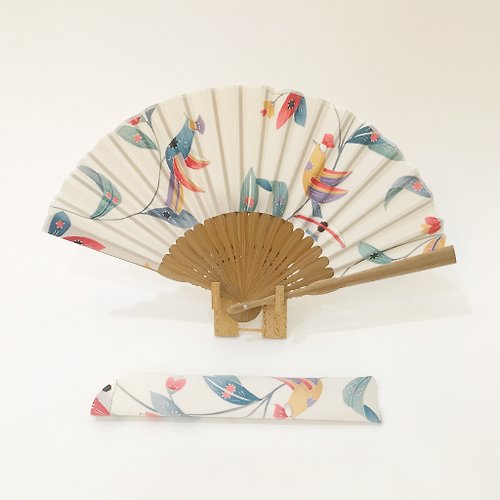 AKIZAKURA 【受注制作】着物扇子 アンティークの絹の着物使用 日本の京都の職人が手仕事で制作 オンリーワン プレゼントに最適 #52