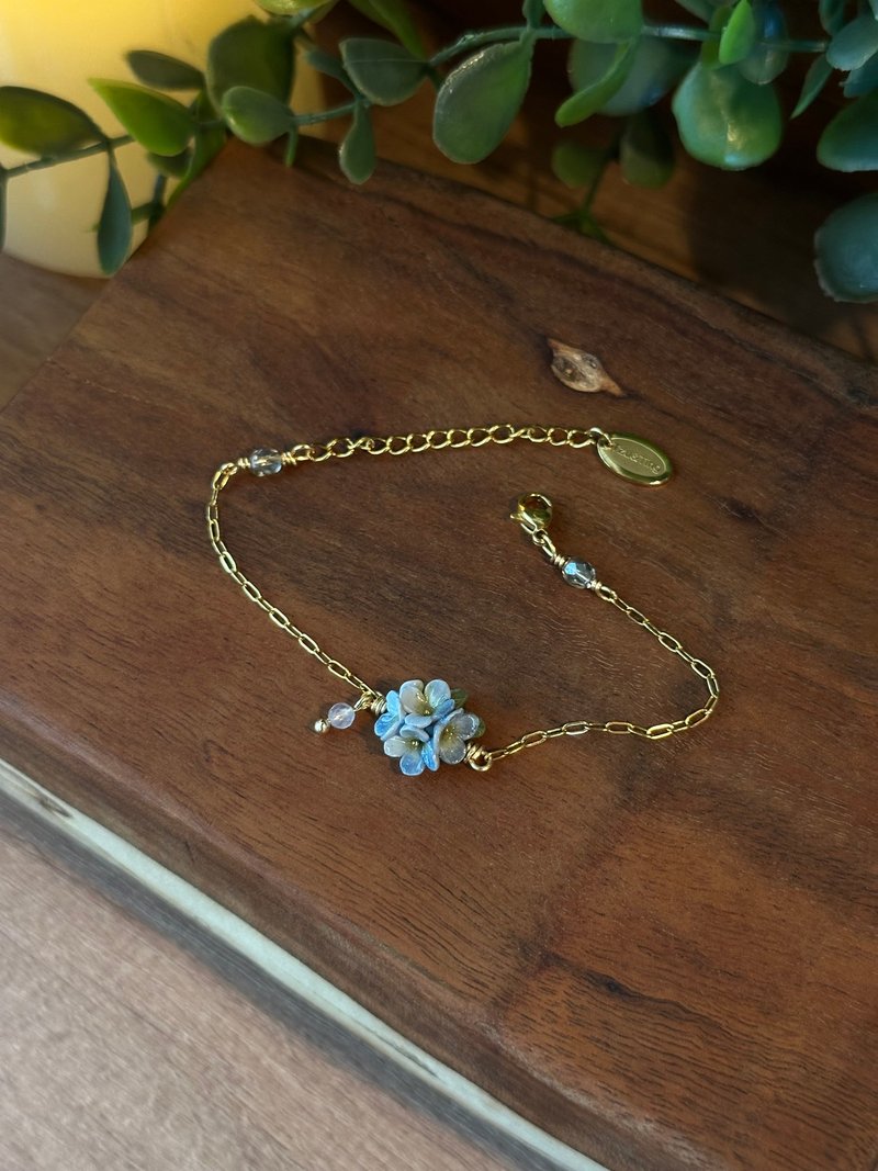 淺藍綠漸層繡球 珍珠手鍊 不鏽鋼鍍金鏈條 姿婷 TzuTing - 手鍊/手環 - 陶 藍色