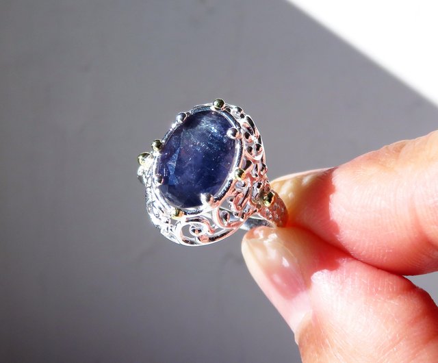 アイオライト サンストーン リング / Iolite Sunstone Ring - ショップ NATSU WORKS リング・指輪 - Pinkoi