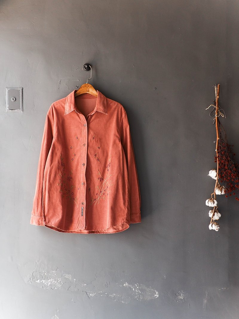 River Hill - dried rose spring elegant embroidery girls corduroy shirt Jacket vintage antique neutral shirt oversize vintagea - เสื้อเชิ้ตผู้หญิง - ผ้าฝ้าย/ผ้าลินิน สีแดง