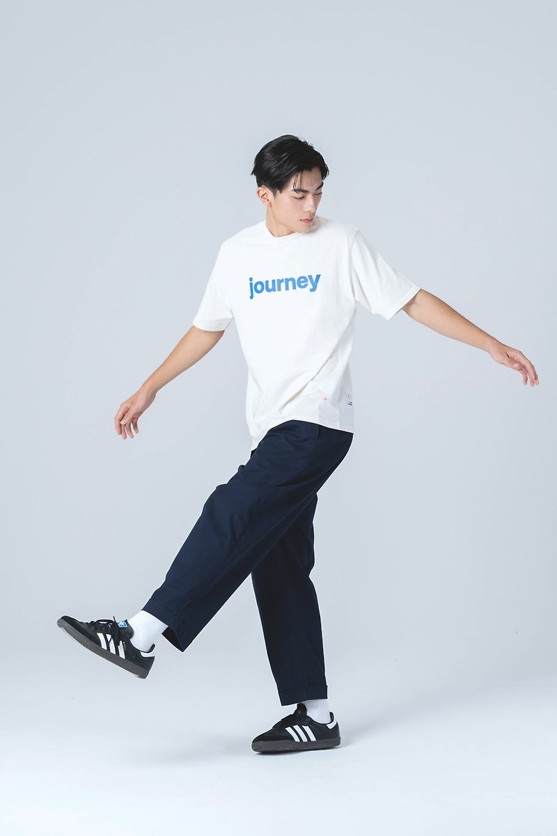 Alpha Cotton Tee - Stairway to Journey - T 恤 - 棉．麻 白色